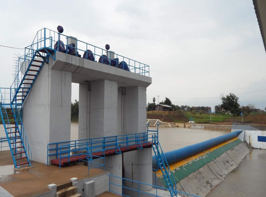 Nga Laik Slope Type Rubber Dam