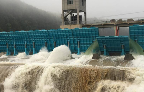 Spillway dam