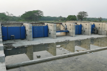 Check Dam vs Farm Pond: Key Differences and Best Use