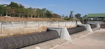 The rubber Dam with L=60m, H=2.3m in Thailand has been rebuilt by BIC since it was damaged, before then it was built originally by an oversea company.