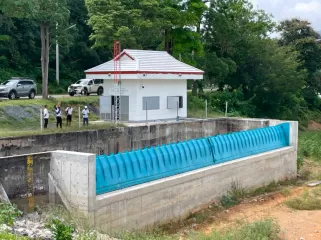 Movable Dams and Weir Gates: Managing Water Flow for Cities and Farms